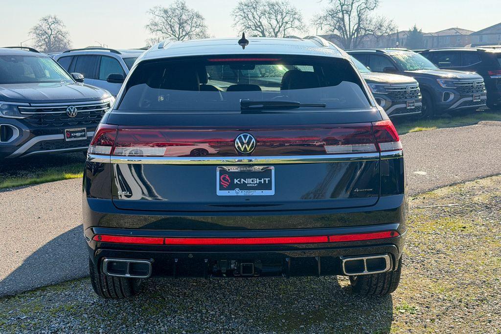 new 2026 Volkswagen Atlas Cross Sport car, priced at $52,384