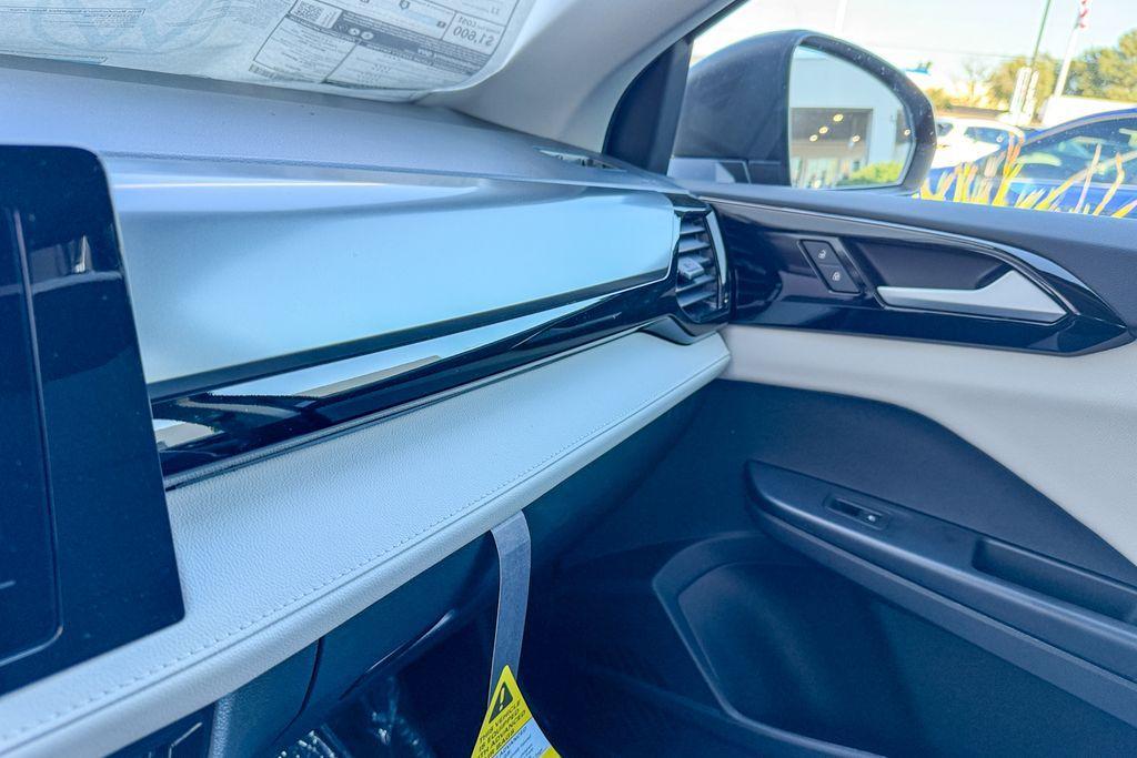 new 2026 Volkswagen Taos car, priced at $25,771