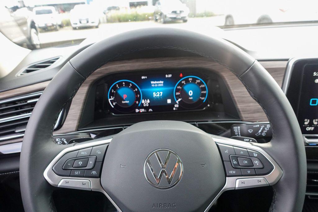 new 2026 Volkswagen Atlas car, priced at $54,304