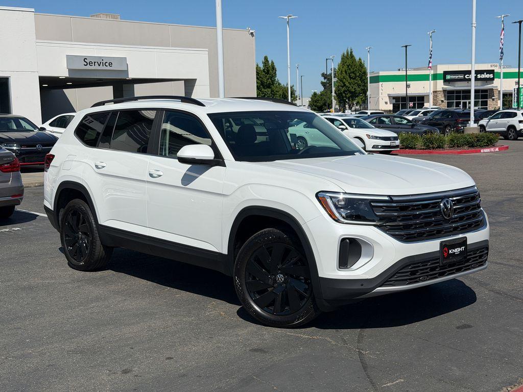 new 2026 Volkswagen Atlas car, priced at $43,242