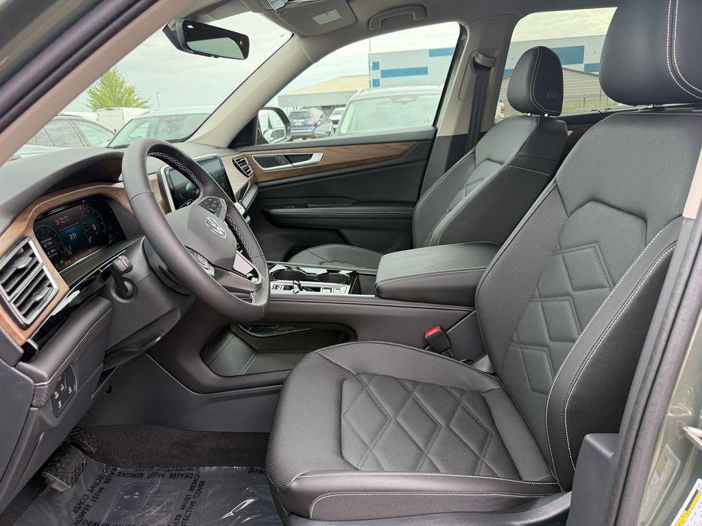 new 2026 Volkswagen Atlas car, priced at $46,485