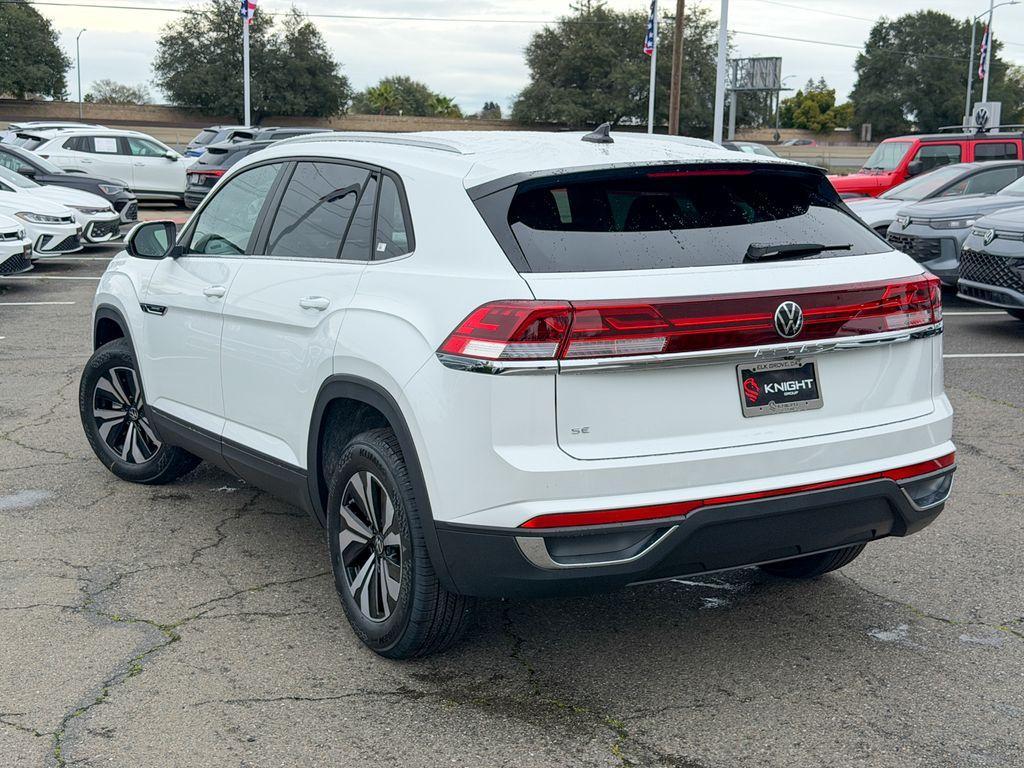 new 2026 Volkswagen Atlas Cross Sport car, priced at $38,069