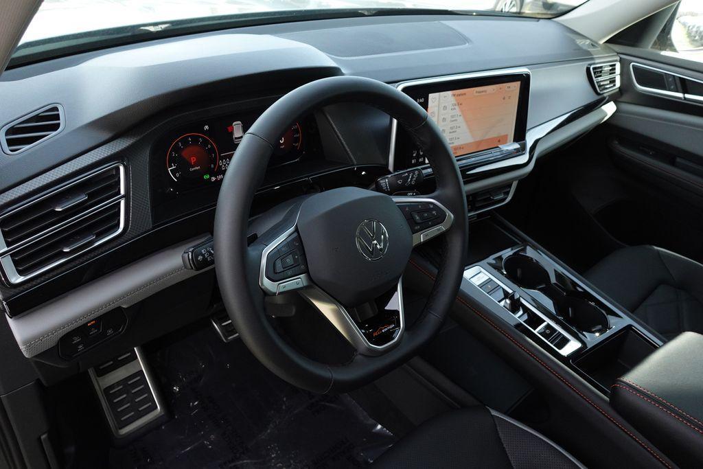 new 2026 Volkswagen Atlas car, priced at $49,548