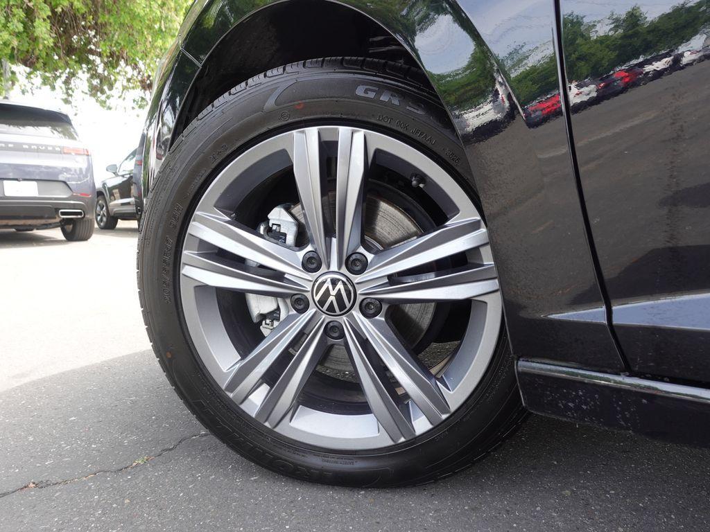 used 2024 Volkswagen Jetta car, priced at $19,688