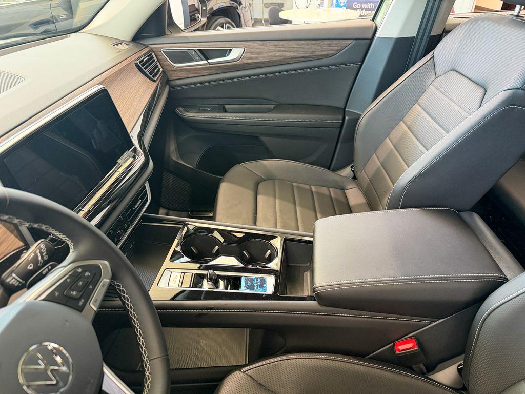 new 2026 Volkswagen Atlas car, priced at $46,358
