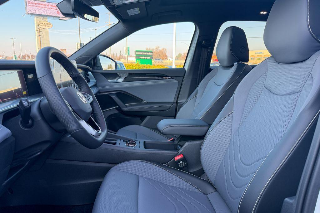 new 2026 Volkswagen Tiguan car, priced at $38,757