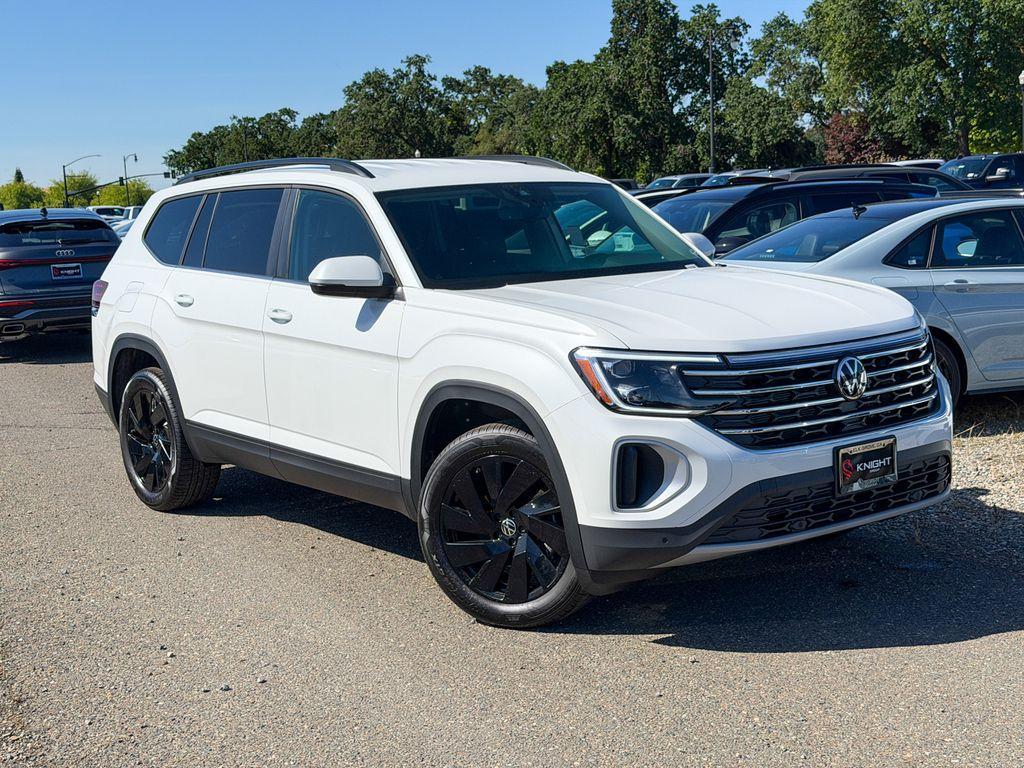 new 2026 Volkswagen Atlas car, priced at $43,092