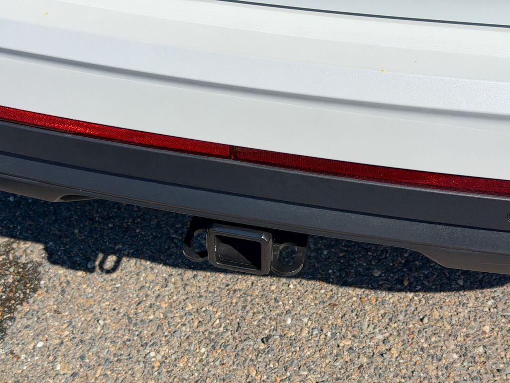 new 2026 Volkswagen Atlas car, priced at $43,092