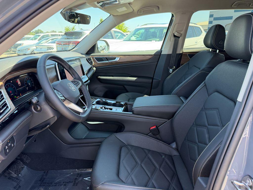 new 2026 Volkswagen Atlas car, priced at $43,242