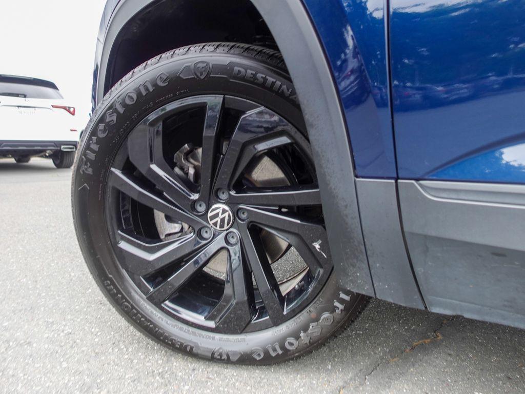 used 2022 Volkswagen Atlas car, priced at $21,099