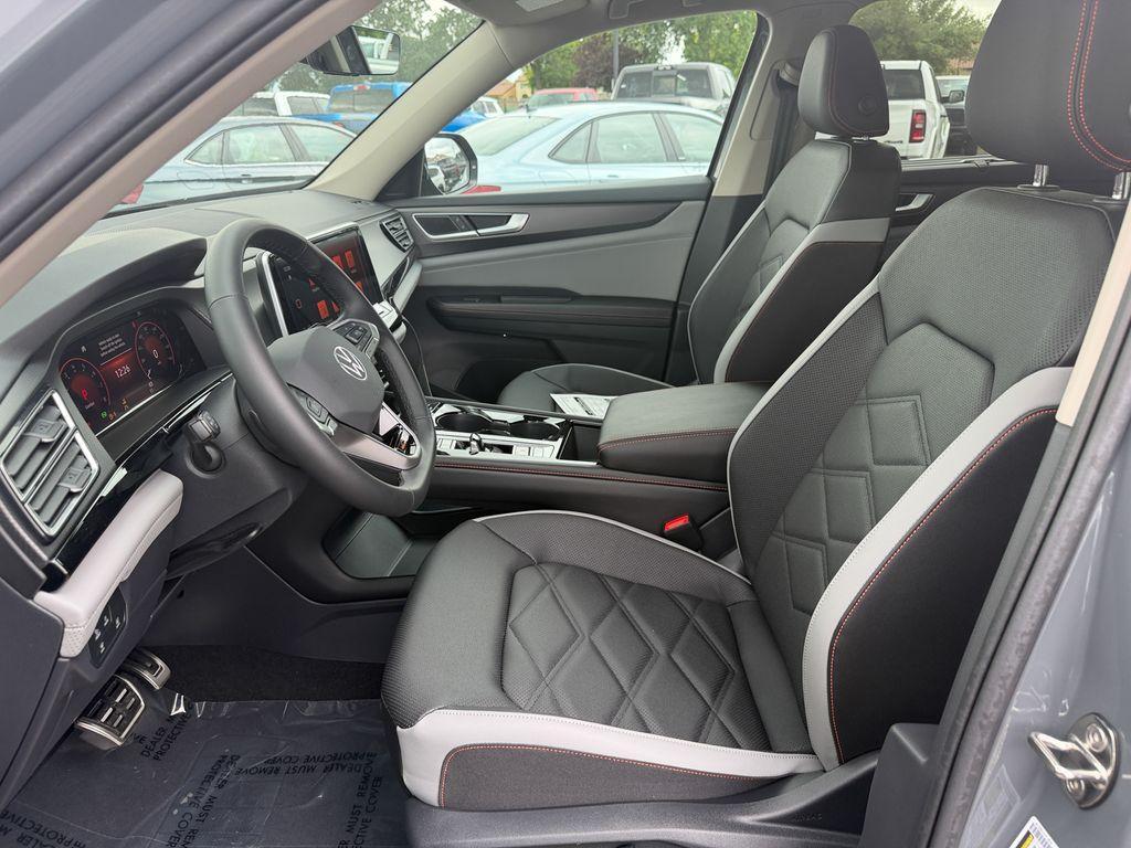 new 2026 Volkswagen Atlas car, priced at $45,103