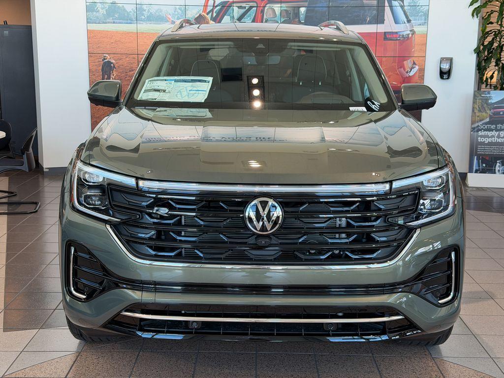 new 2026 Volkswagen Atlas car, priced at $56,351