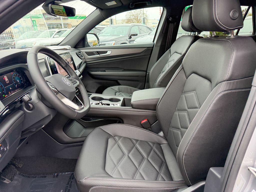 new 2026 Volkswagen Atlas Cross Sport car, priced at $37,614