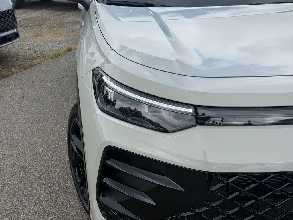 new 2026 Volkswagen Tiguan car, priced at $36,827