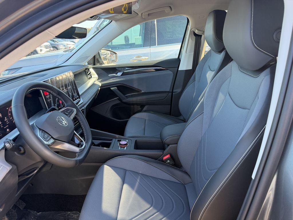 new 2026 Volkswagen Tiguan car, priced at $31,334
