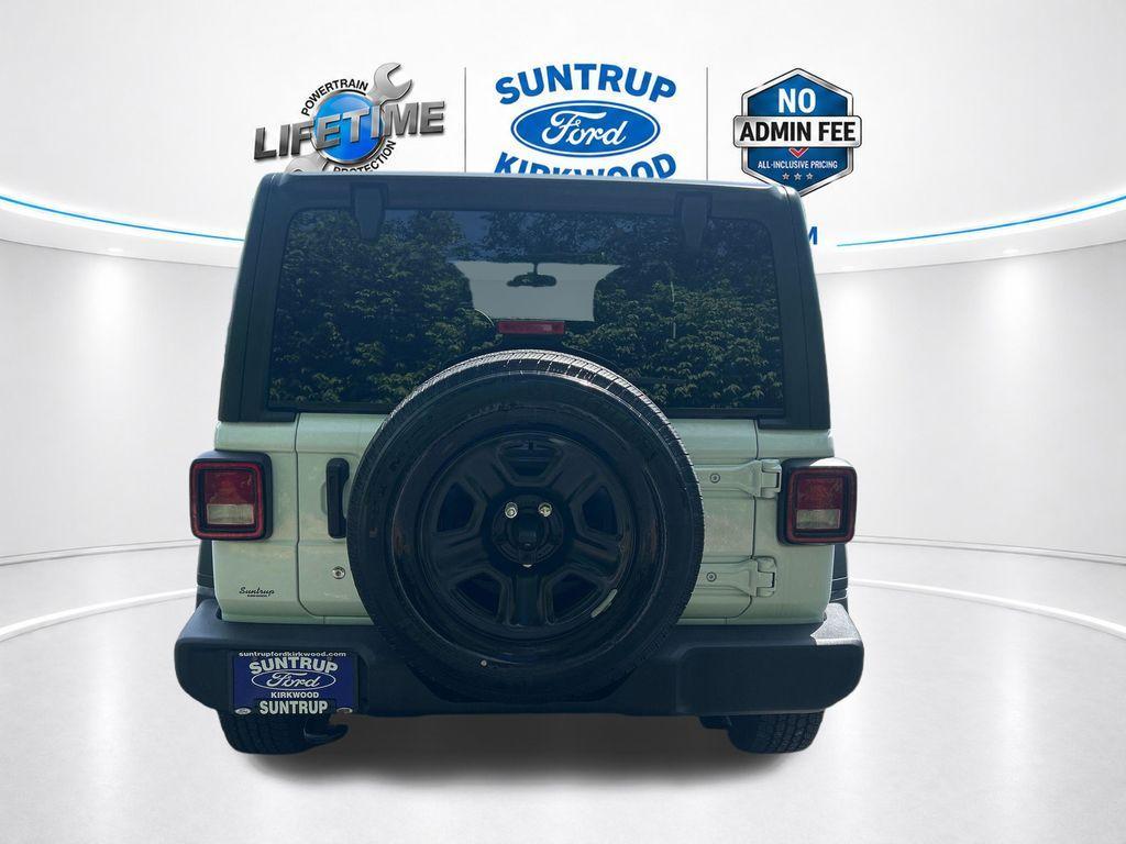used 2022 Jeep Wrangler Unlimited car, priced at $25,992