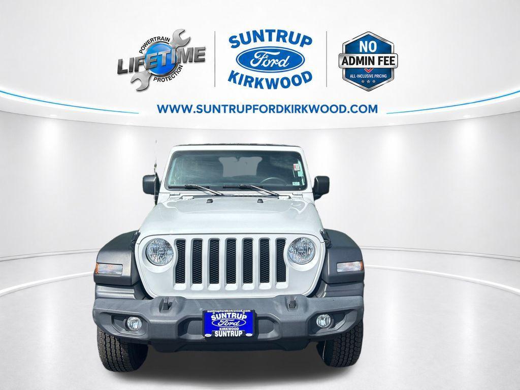 used 2022 Jeep Wrangler Unlimited car, priced at $25,992