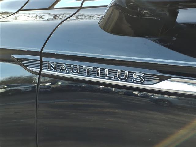 used 2019 Lincoln Nautilus car, priced at $27,553