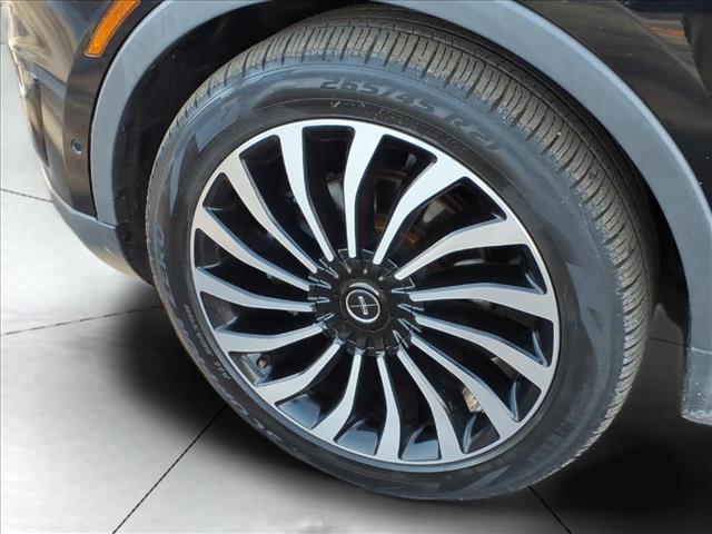 used 2019 Lincoln Nautilus car, priced at $27,553