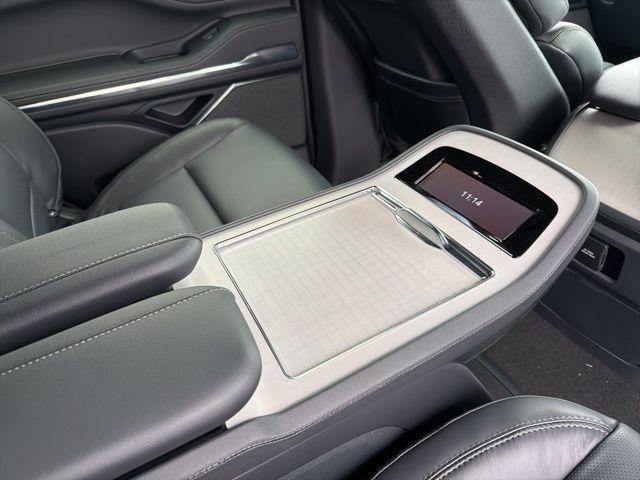 new 2026 Lincoln Navigator car, priced at $102,473