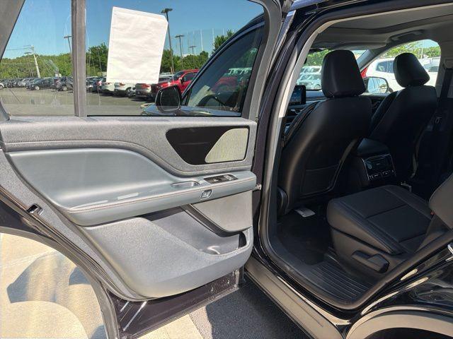 new 2026 Lincoln Aviator car, priced at $58,251