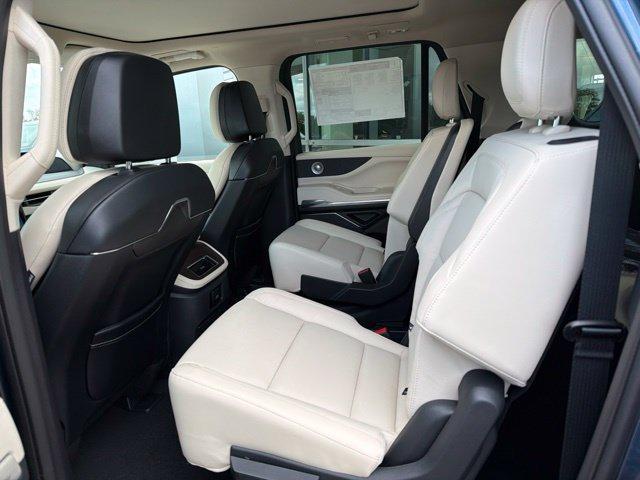 new 2027 Lincoln Navigator car, priced at $108,789