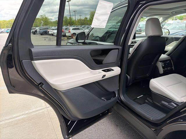 new 2026 Lincoln Aviator car, priced at $64,284