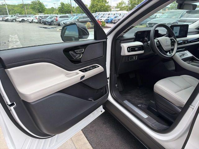 new 2026 Lincoln Aviator car, priced at $58,881