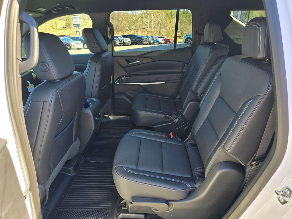 new 2026 Chevrolet Traverse car, priced at $45,448