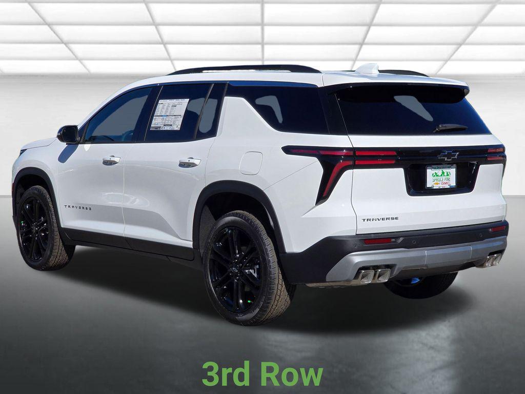 new 2026 Chevrolet Traverse car, priced at $44,340