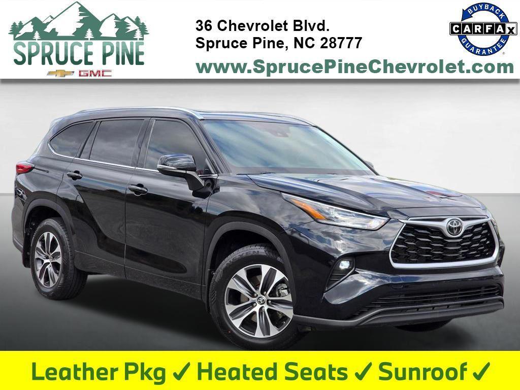 used 2021 Toyota Highlander car, priced at $30,433
