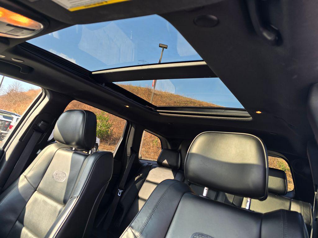 used 2018 Jeep Grand Cherokee car, priced at $15,498