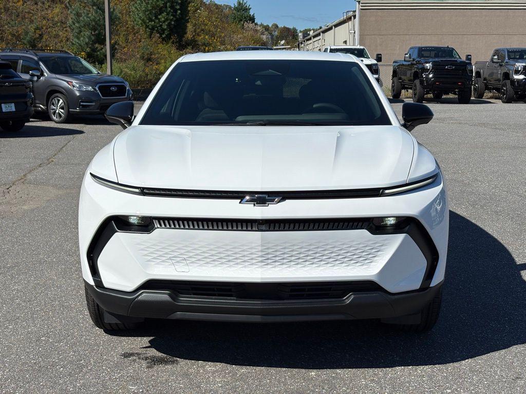 new 2026 Chevrolet Equinox EV car, priced at $31,315