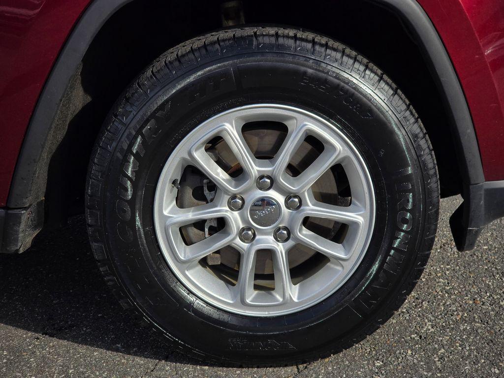 used 2018 Jeep Grand Cherokee car, priced at $13,000