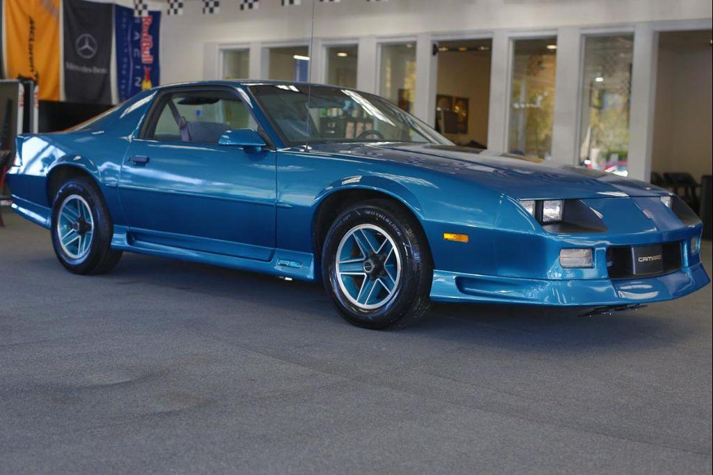 used 1991 Chevrolet Camaro car, priced at $26,900