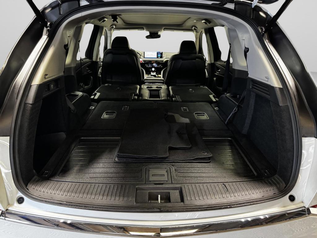 used 2023 Acura MDX car, priced at $38,480