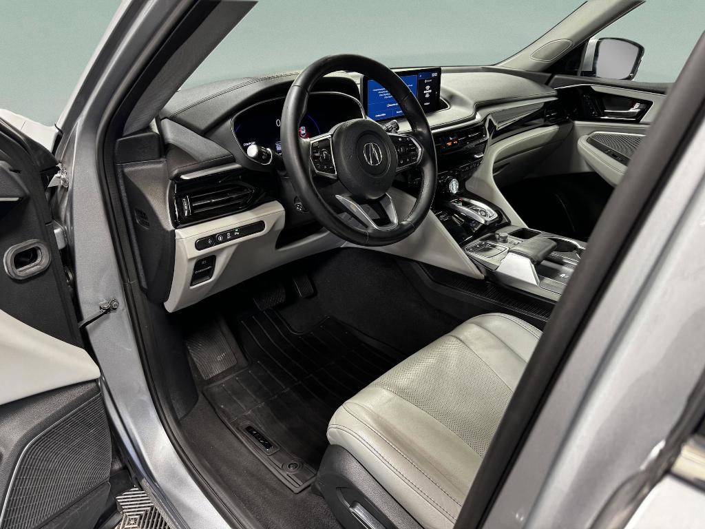used 2023 Acura MDX car, priced at $38,391