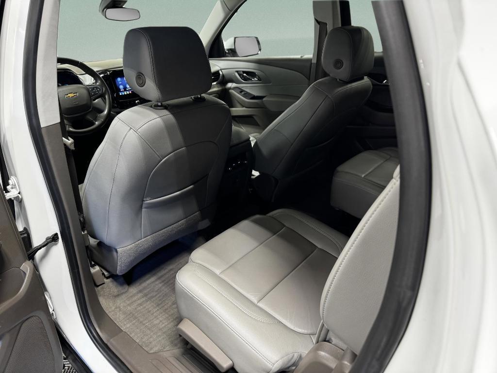 used 2020 Chevrolet Traverse car, priced at $16,591