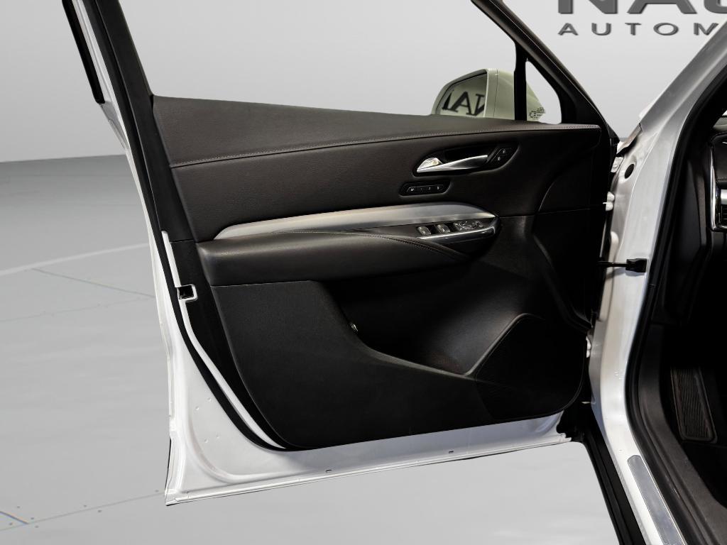 used 2020 Cadillac XT4 car, priced at $18,991