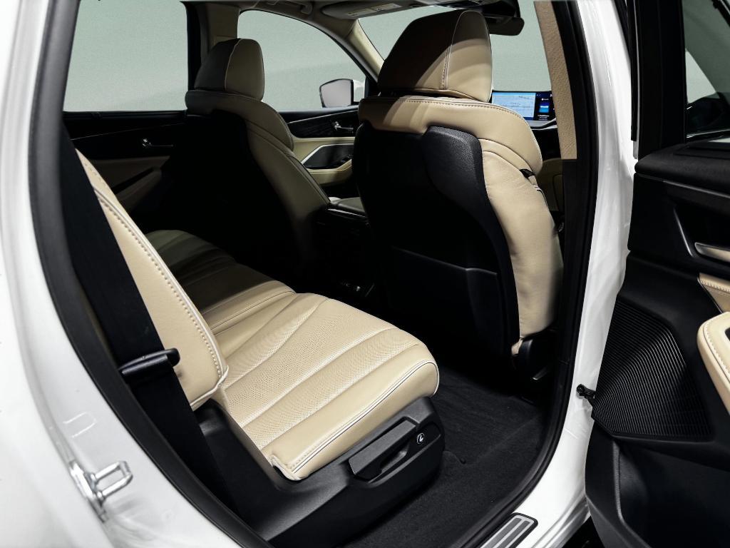 used 2023 Acura MDX car, priced at $48,791