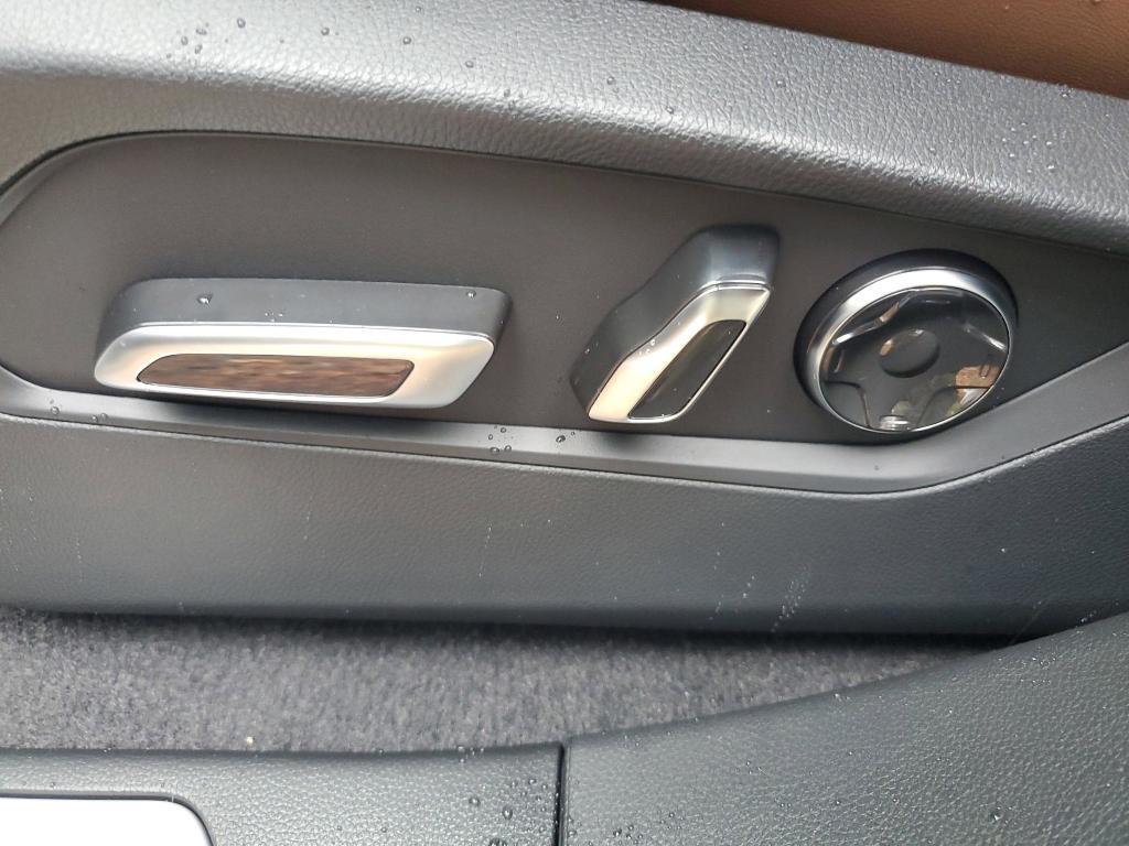 new 2026 Acura RDX car, priced at $49,650