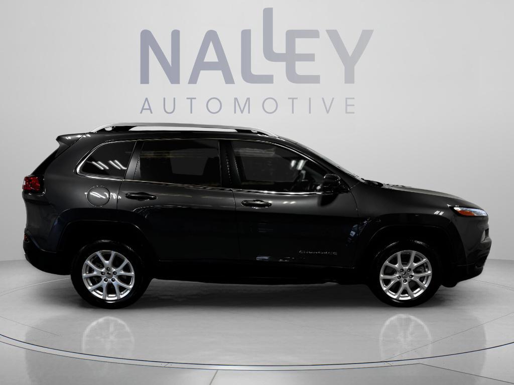used 2017 Jeep Cherokee car, priced at $13,991
