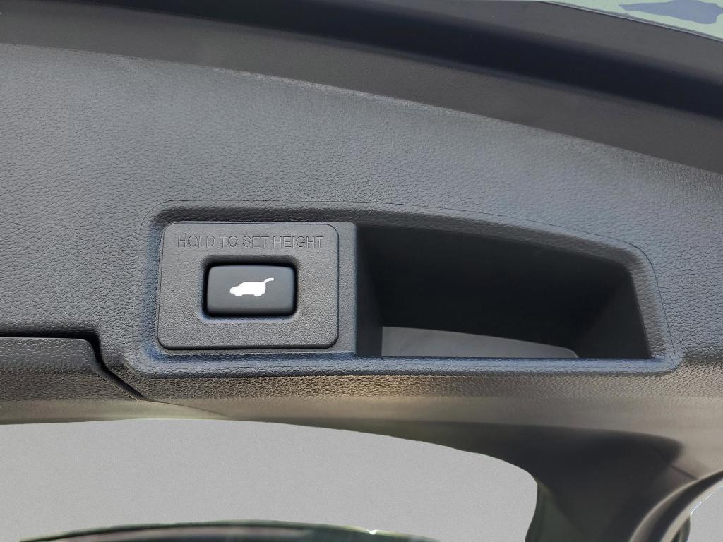 new 2026 Acura RDX car, priced at $47,150