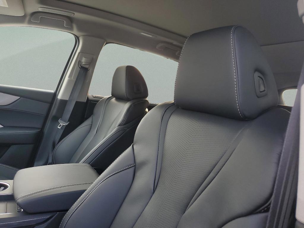 new 2026 Acura MDX car, priced at $61,350