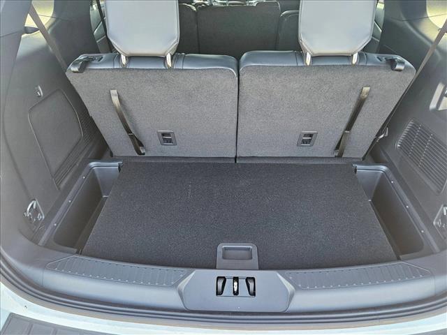 used 2025 Ford Explorer car, priced at $39,301