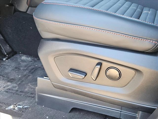 new 2025 Ford Explorer car, priced at $44,318