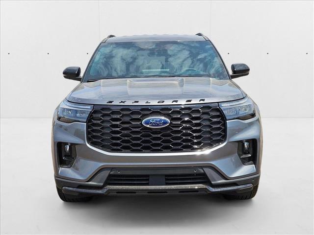 new 2025 Ford Explorer car, priced at $40,418