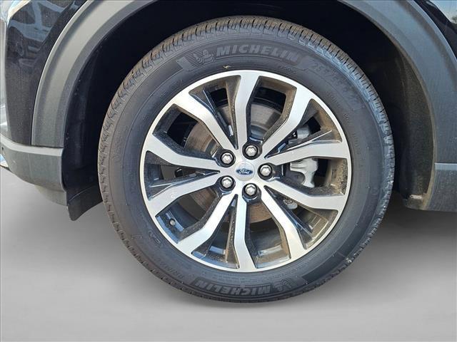 new 2025 Ford Explorer car, priced at $39,418