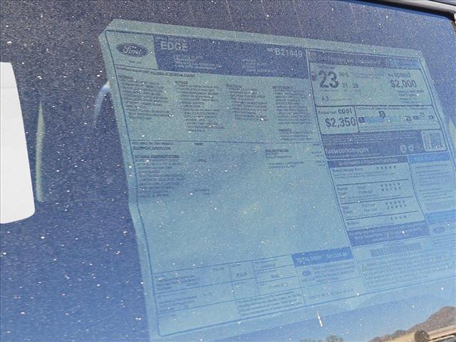 new 2024 Ford Edge car, priced at $32,402