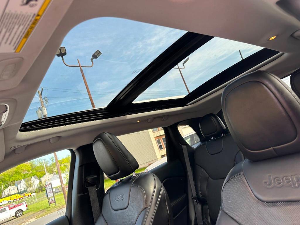 used 2019 Jeep Cherokee car, priced at $17,995